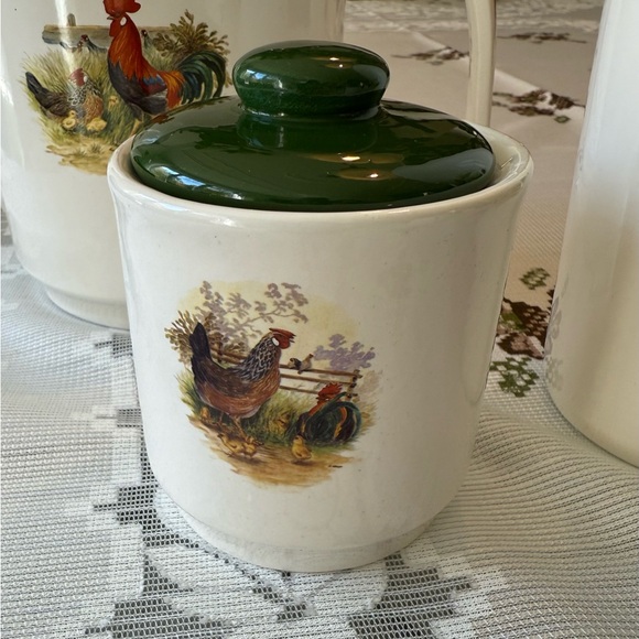 Rooster Design Ceramic Dining Set - Picture 10 of 16